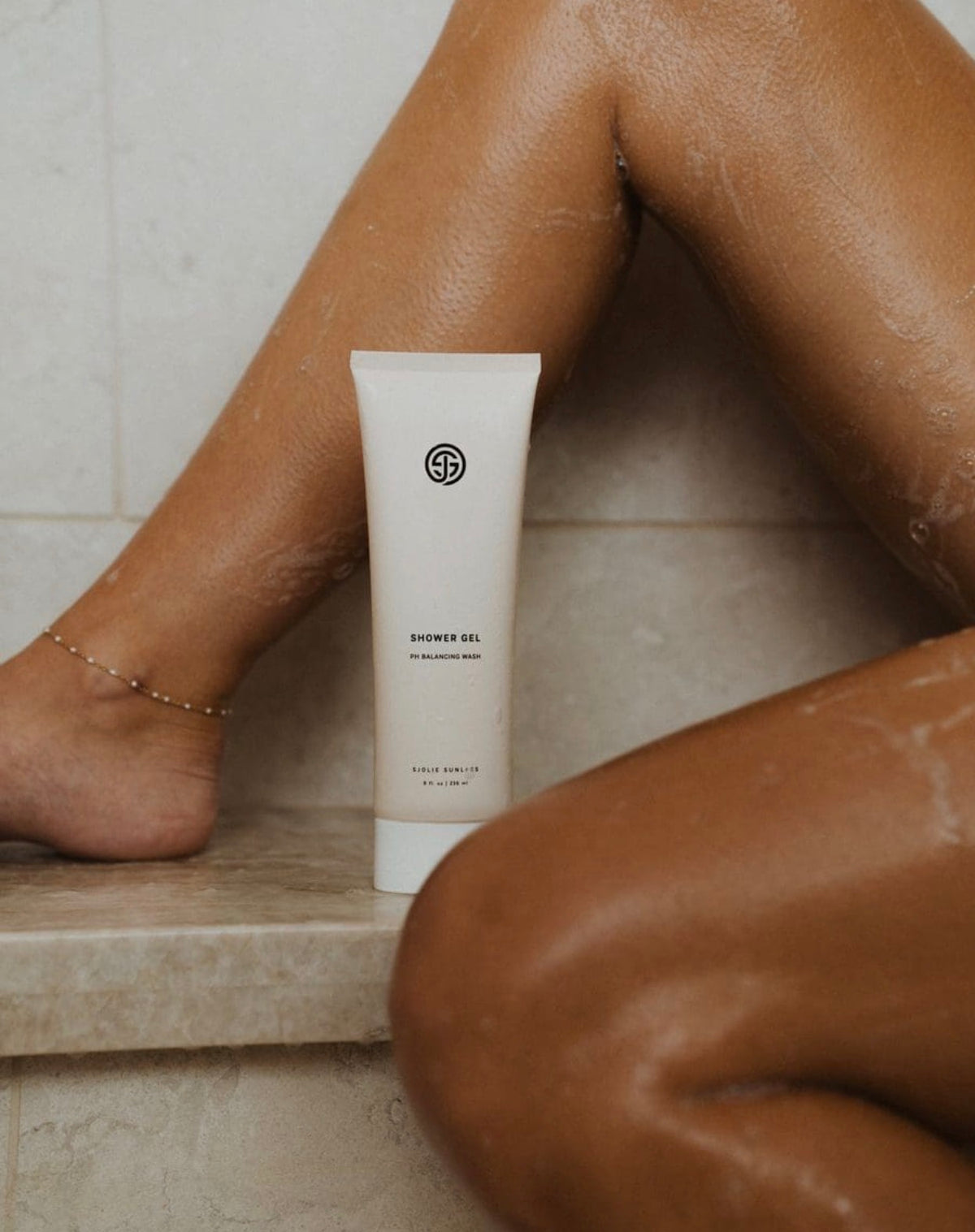 Sjolie Spray Tan Safe Shower Gel